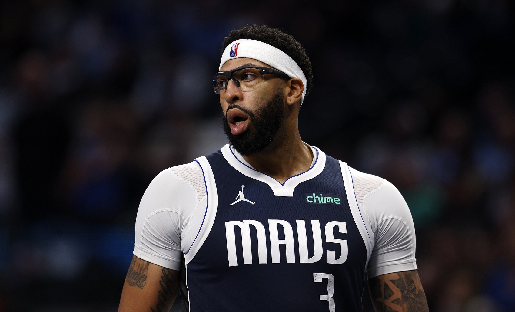 追梦：浓眉入选75大是有原因的 任何队拥有健康的他都会强上10倍